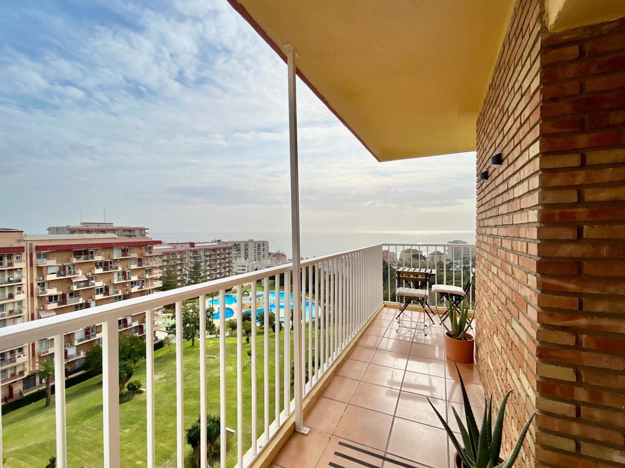 Acogedor Apartamento En Benalmadena Vistas Екстериор снимка